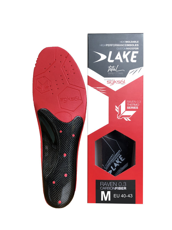 Deze carbonnen custom made steunzolen van Lake zijn speciaal ontwikkeld om tijdens het fietsen je voeten optimaal te ondersteunen